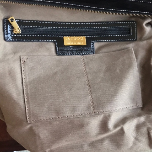 Gorgeous IACUCCI Italian Patent Leather Satchel - Picture 10 of 14